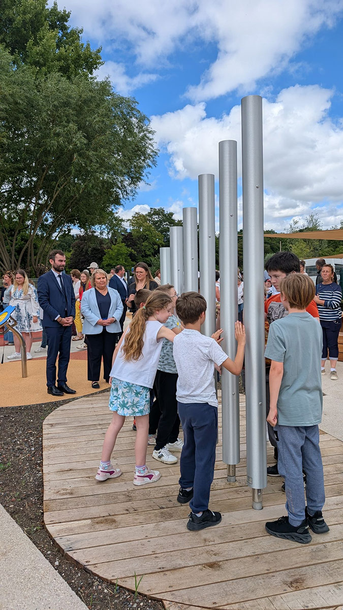 aire de jeux sur le terrain de la MAS de Thumeries